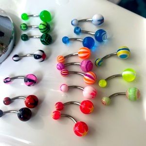 Belly button bar piercing!!! Take your pick!